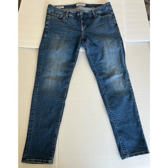 Torrid Wht Label Boyfriend Straight Leg Medium Wash Zip Fly Stretch Jeans 14R - Picture 1 of 9